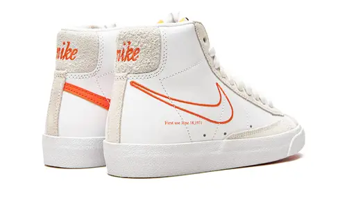 Nike Lifestyle BLAZER MID 77 SE WMNS 'First Use' 