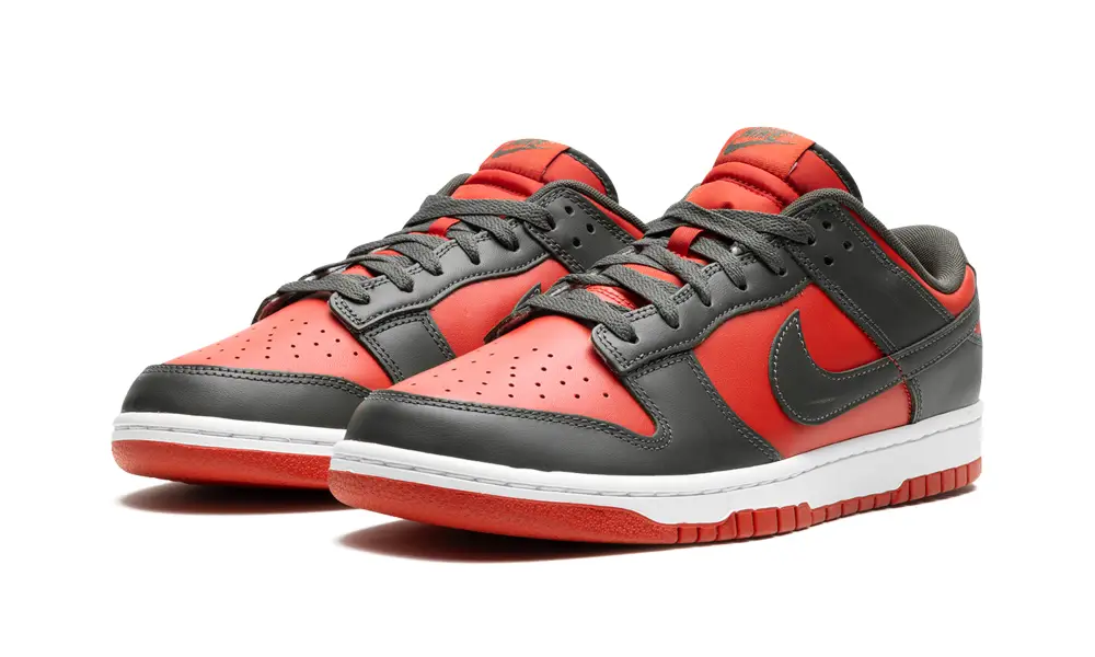 Nike Dunk Dunk Low 'Mystic Red'