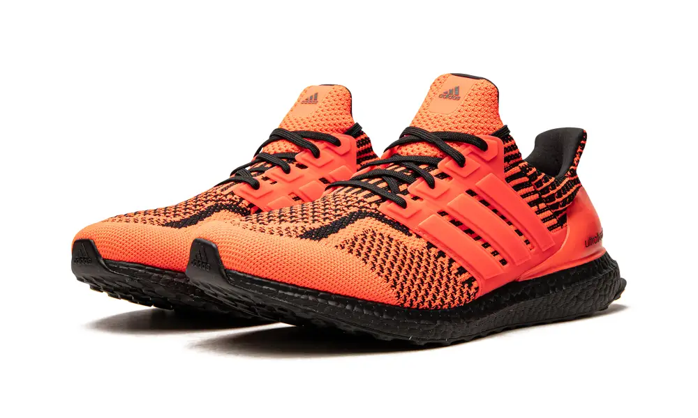 Adidas Ultraboost UltraBoost 5.0 DNA 'Solar Red / Core Black'