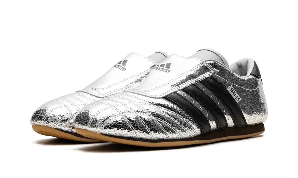More Adidas Shoes Taekwondo WMNS 'Silver Metallic Black' 