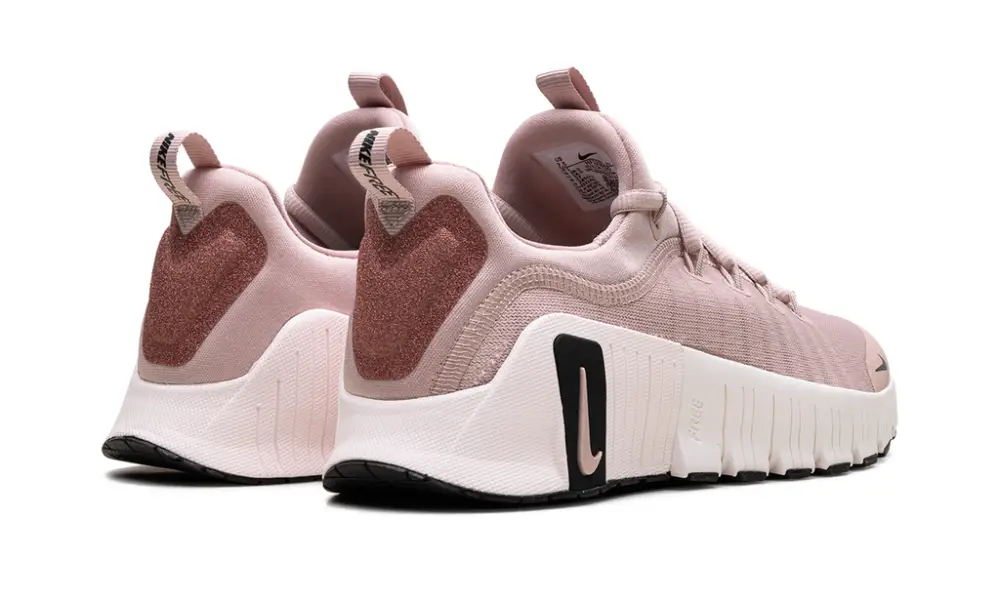 Nike Lifestyle Free Metcon 6 PRM WMNS 'Pink Oxford   Light Soft Pink   Black' 