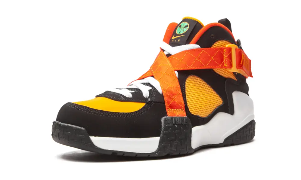 Nike Basketball Air Raid 'Raygun' 