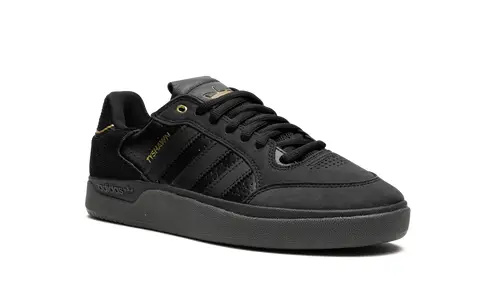 More Adidas Shoes TYSHAWN LOW