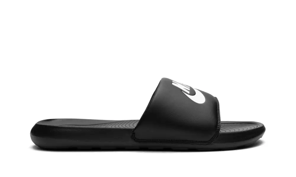 Nike Lifestyle Victori One Slide
