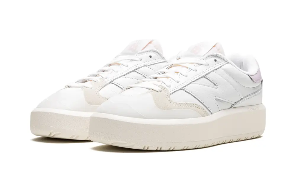 More New Balance 302 WMNS 'White Matte Pink' 