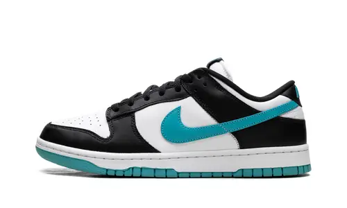 Nike SB Dunk Low 'Black'