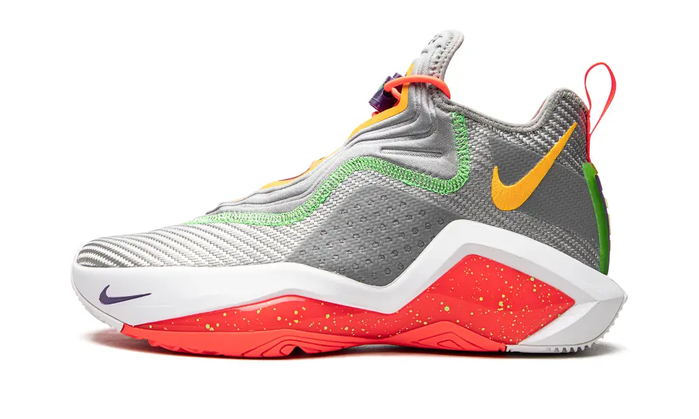 Nike Basketball LeBron Soldier 14 'Hare'