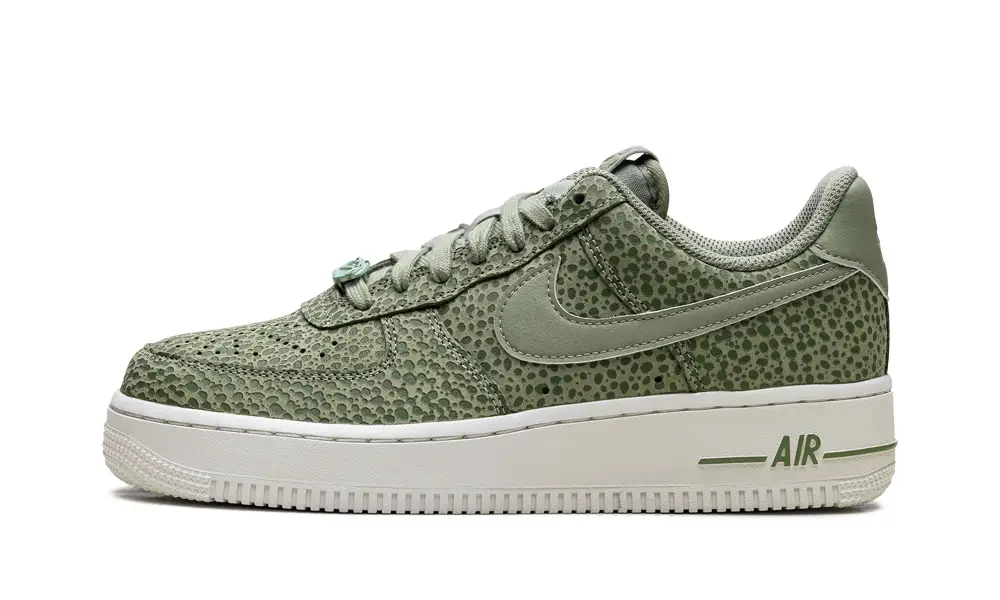Nike Lifestyle AIR FORCE 1 '07 WMNS 'Green'