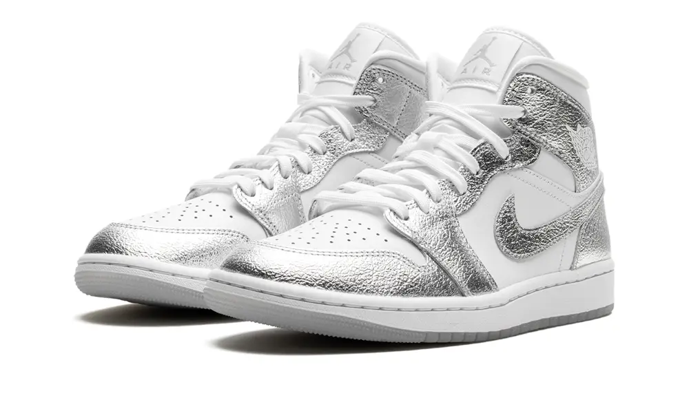 Air Jordan 1 Air Jordan 1 Mid SE WMNS 'Metallic Silver' 