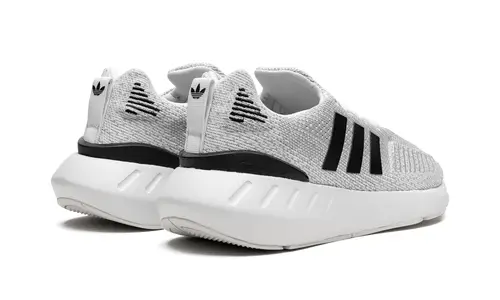 More Adidas Shoes SWIFT RUN 22 WMNS 'Crystal White'