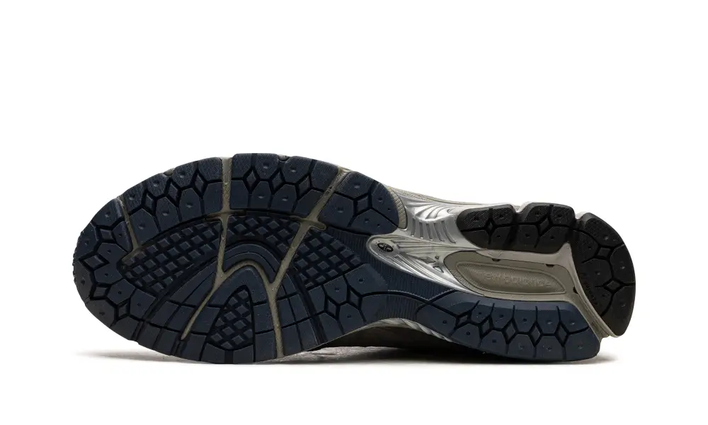 New Balance 2002R 2002R 'Gore-Tex Castlerock' 