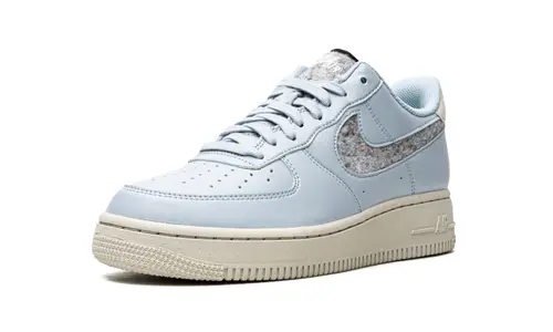 Nike Lifestyle AIR FORCE 1 LO 07 SE () WMNS 'Light Armory Blue'