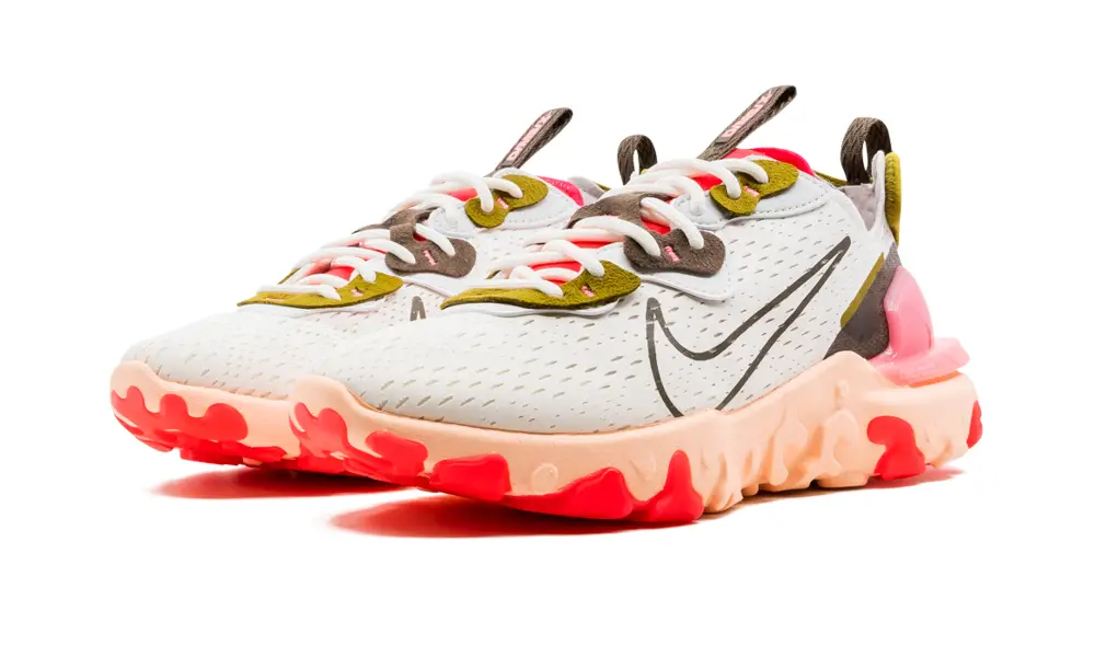 Nike Lifestyle REACT VISION MNS WMNS 'Summit White   Siren Red' 