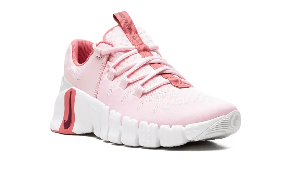 Nike Lifestyle Free Metcon 5 WMNS 'Pink Foam'