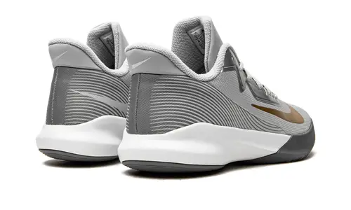 Nike Basketball Precision 4 