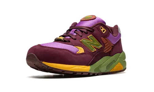 New Balance 580 MT580 'Stray Rats - Maroon'