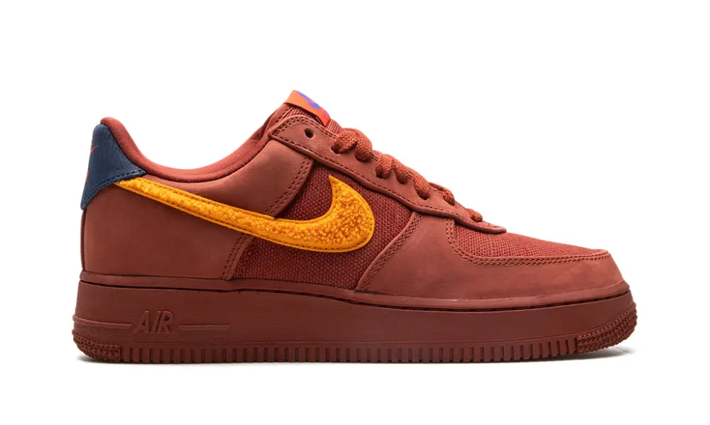 Nike Lifestyle Air Force 1 Low 'La Familia' 