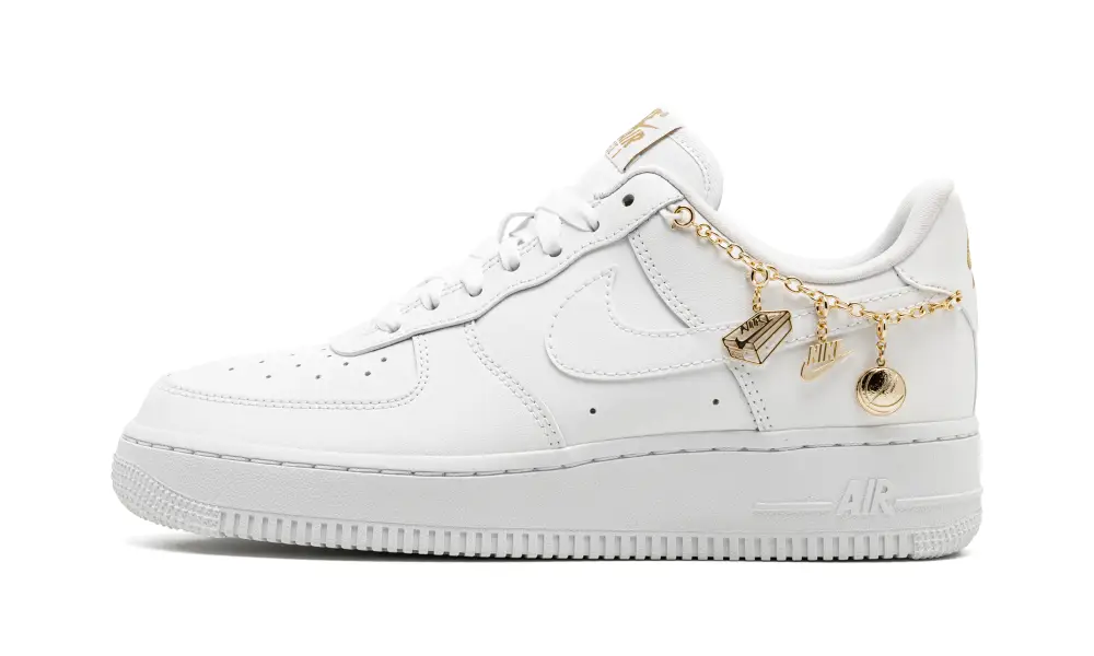 Nike Lifestyle AIR FORCE 1 '07 LX MNS WMNS 'Lucky Charms' 