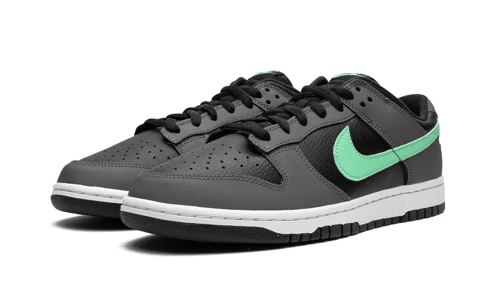 Nike Dunk Dunk Low Retro 'Black   Green Glow' 