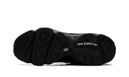 More New Balance 1000 'Black Cat'