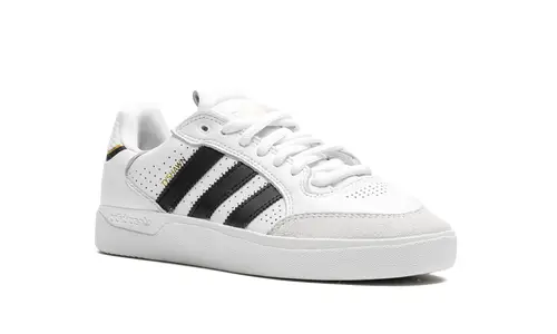 More Adidas Shoes Tyshawn Low 'King of New York'
