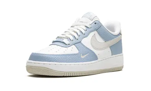 Nike Lifestyle Air Force '07 WMNS 'Baby Blue' 