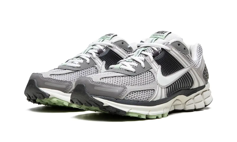 Nike Lifestyle VOMERO 5 WMNS 'Cobblestone'