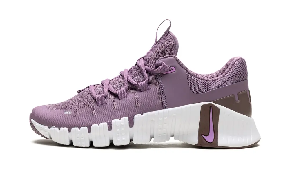 Nike Lifestyle Free Metcon 5 WMNS 'Violet Dust' 