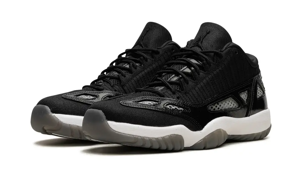 Air Jordan 11 Air Jordan 11 Low IE 'Black/White' 56F4E1015