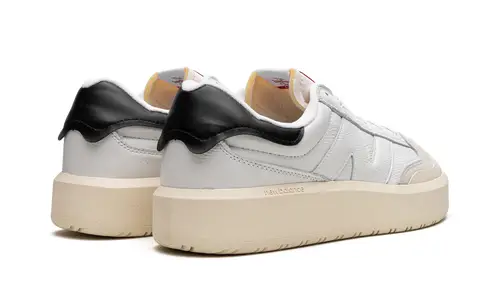More New Balance CT302