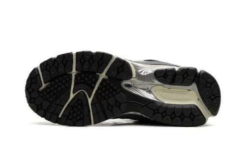 New Balance 2002R 2002R 'Magnet Timberwolf'