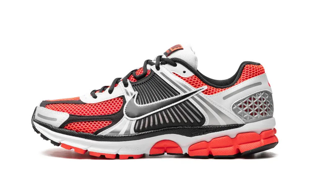Nike Lifestyle Zoom Vomero 5 SE 'Bright Crimson' C3A54273