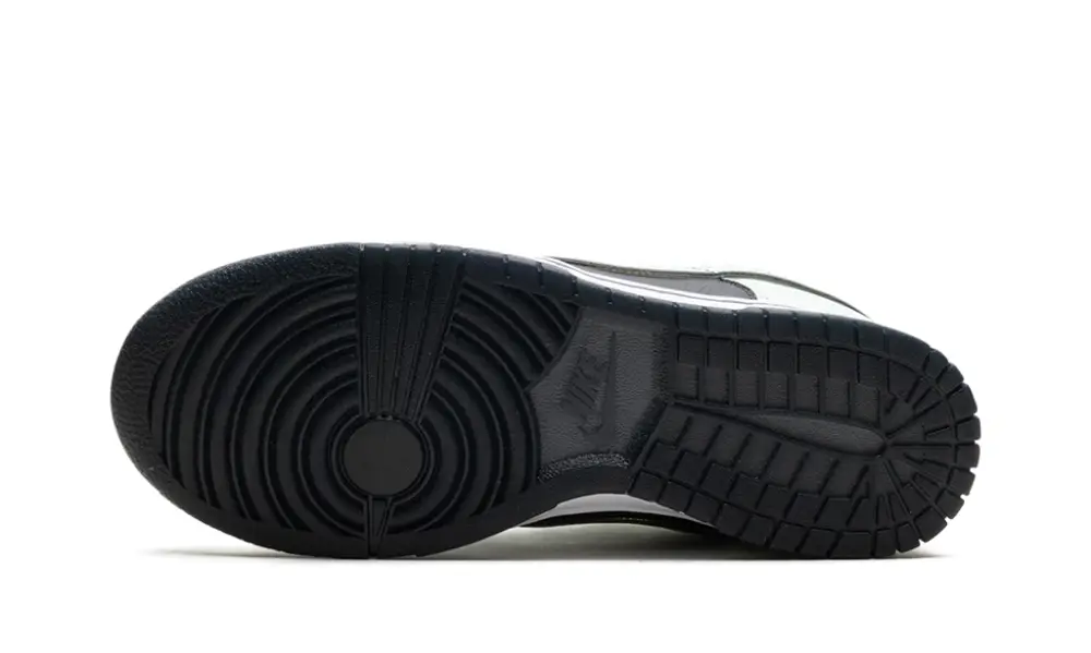 Nike Dunk Dunk Low 'Dark Smoke Grey   Barely Green' 