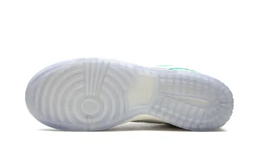 Nike Dunk Dunk Low   Kasina 'Road Sign' 