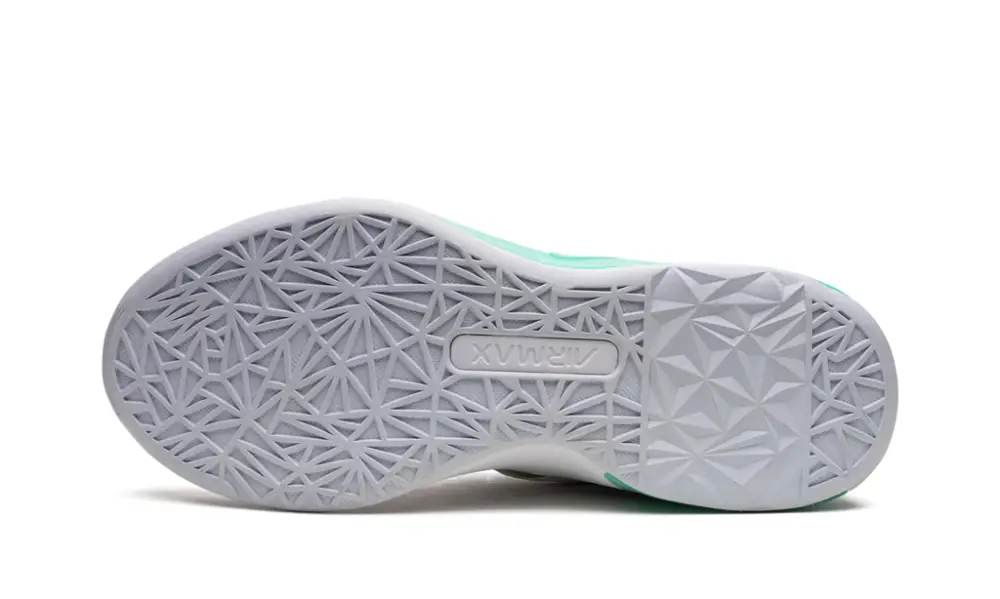 Nike Lifestyle WMNS Air Max Bella TR 4 