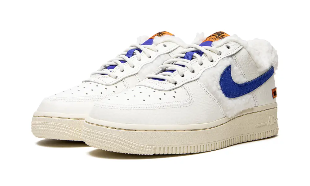 Nike Lifestyle AIR FORCE 1 LO '07 MNS WMNS 'Sherpa Fleece'