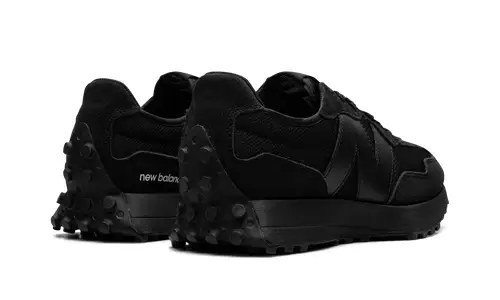 New Balance 327 327 'Triple Black'