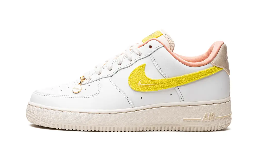 Nike Lifestyle AIR FORCE 1 '07 LX WMNS