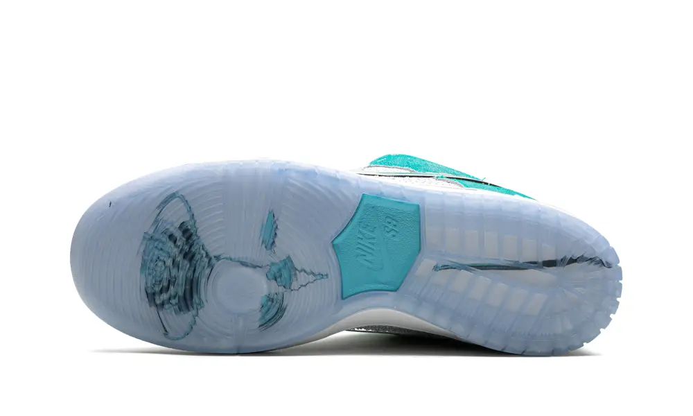 Nike SB SB Dunk Low Pro QS 'April Skateboards' 
