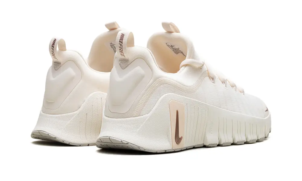 Nike Lifestyle Free Metcon 6 WMNS 'Pale Ivory   Guava Ice   Sail   Metallic Red Bronze' 