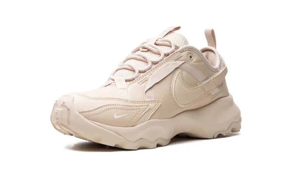 Nike Lifestyle TC 7900 Wmns 'Sand Drift' 