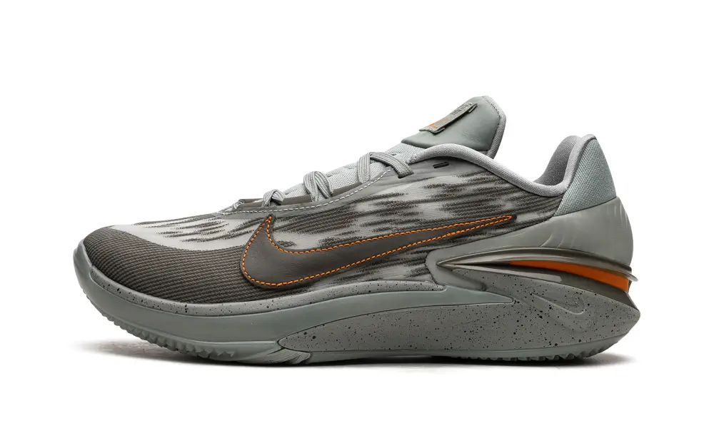 Nike Basketball Zoom GT Cut 2