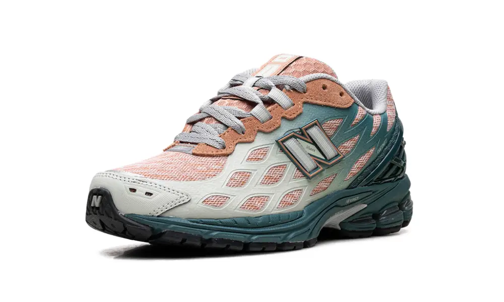 New Balance 1906R 1906W 'New Spruce Light Sparrow'