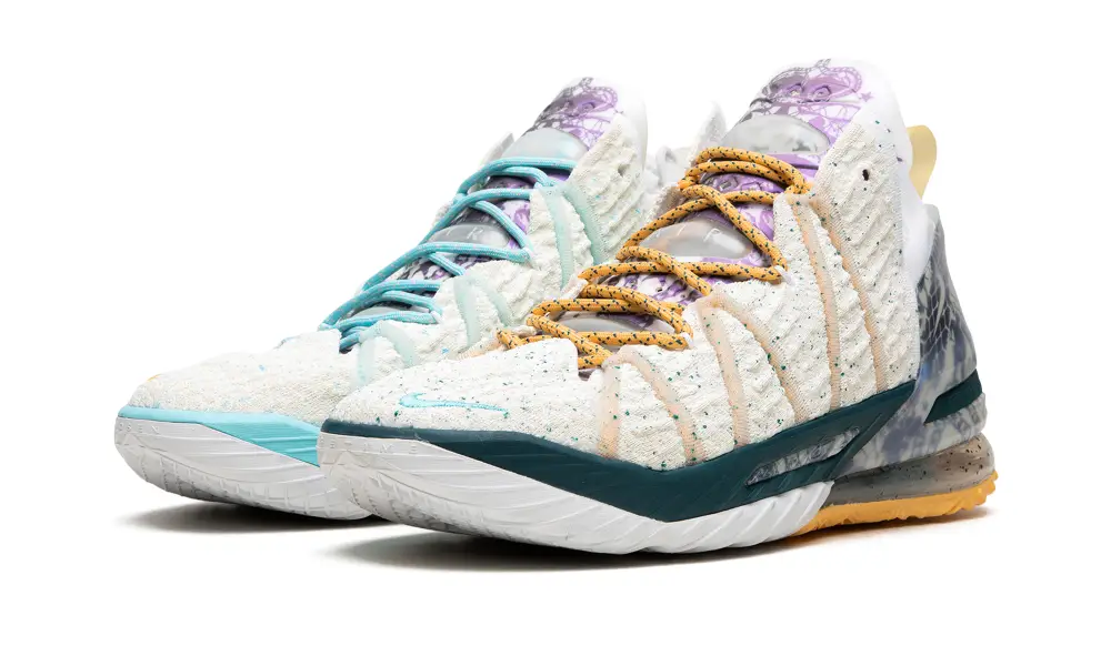 Nike Basketball LeBron 18 'Reflections Flip'