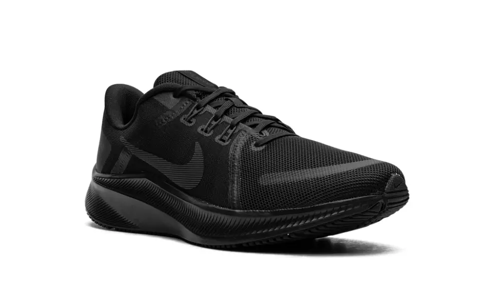 Nike Basketball Quest 4 