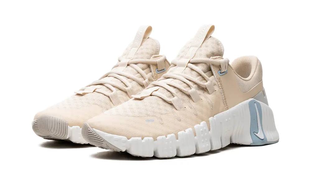 Nike Lifestyle FREE METCON 5 WMNS 'Sanddrift' 