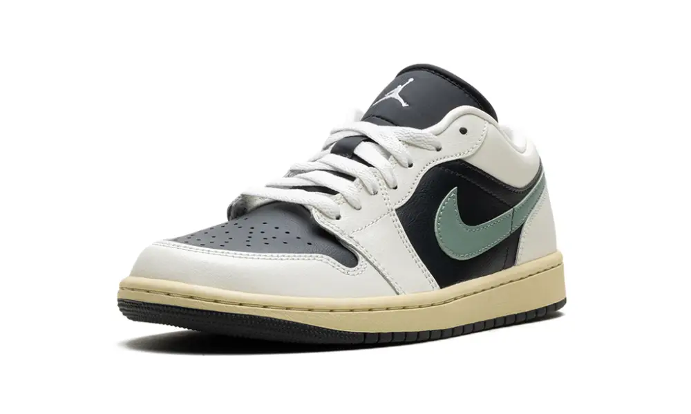 Air Jordan 1 Air Jordan 1 Low WMNS 'Jade Smoke' 