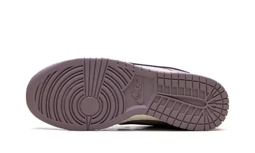 Nike Dunk Dunk Low SE 'Light Violet Ore'