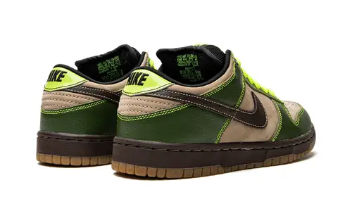 Nike SB Dunk Low Pro SB 'Jedi' 