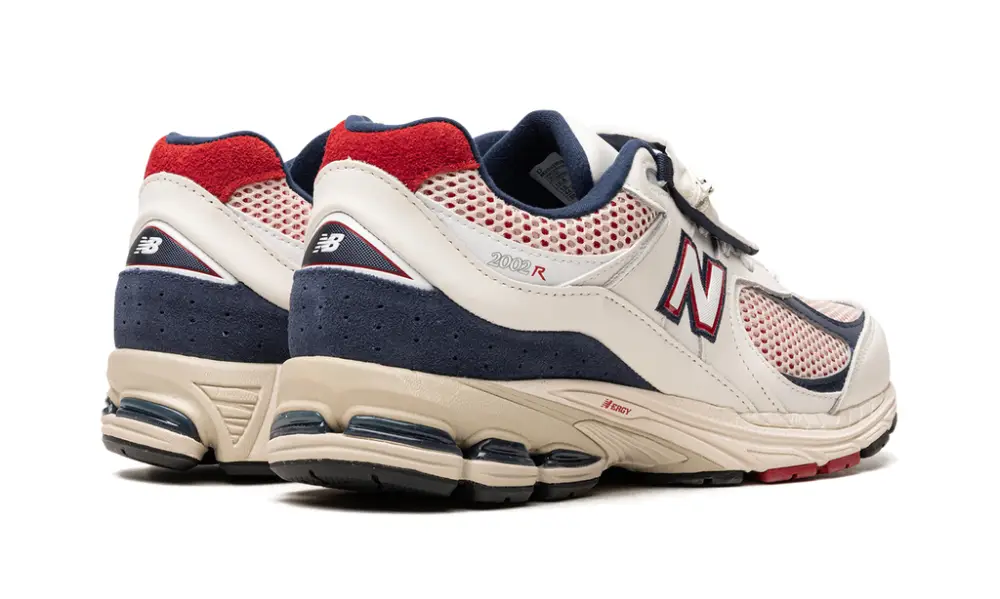 New Balance 2002R 2002R 'Sea Salt Team Red'